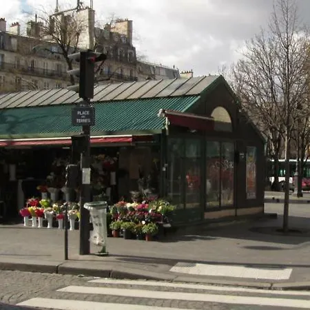 Little Boudoir Of Champs-elysees *