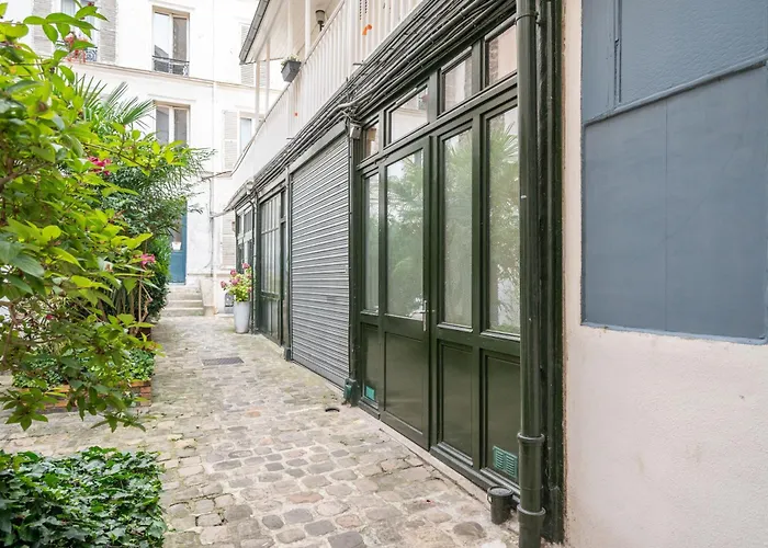 Little Boudoir Of Champs-elysees Apartman