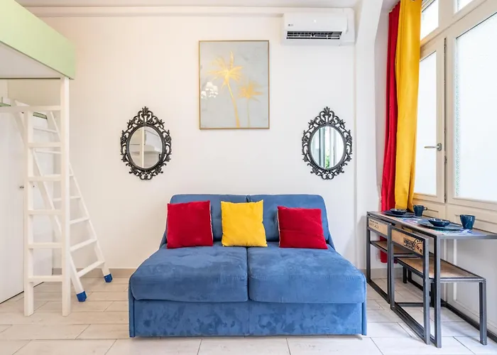 Little Boudoir Of Champs-elysees